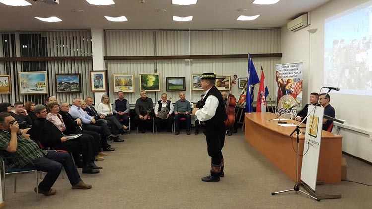 likovno literarna 2017 04